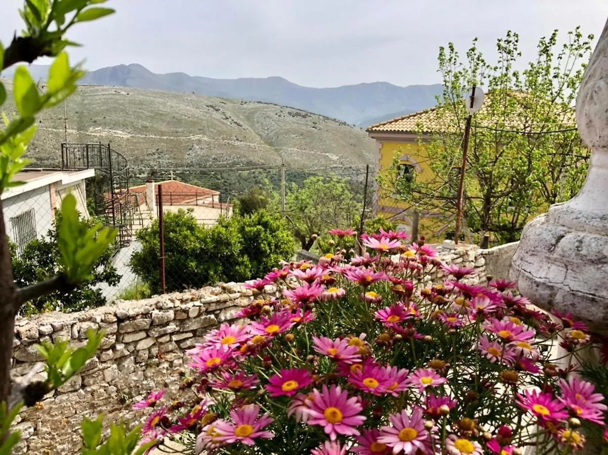 Villa Muzhaqi Nivice Albania