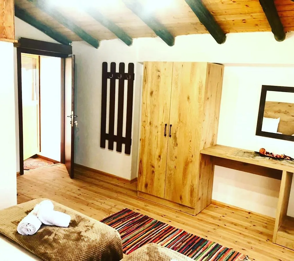 Villa Muzhaqi Nivice 公寓